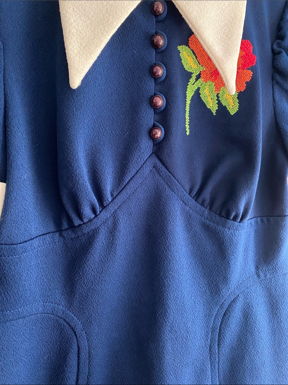 Rare Vintage 1970s Union Made Embroidered  Navy Blue Collared Cuffed Dress - Picture 3 of 10